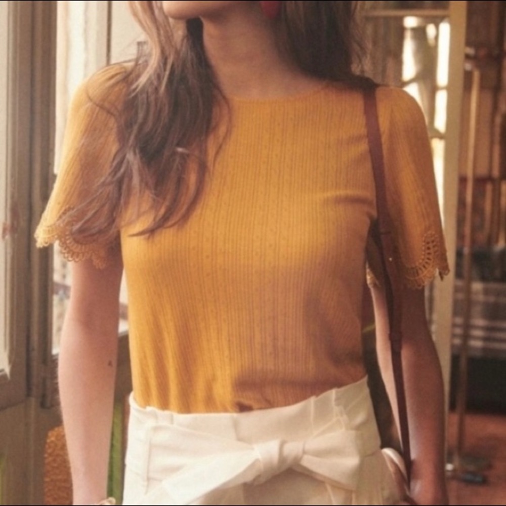 Cleo Ribbed Crochet Sleeve Lace Top